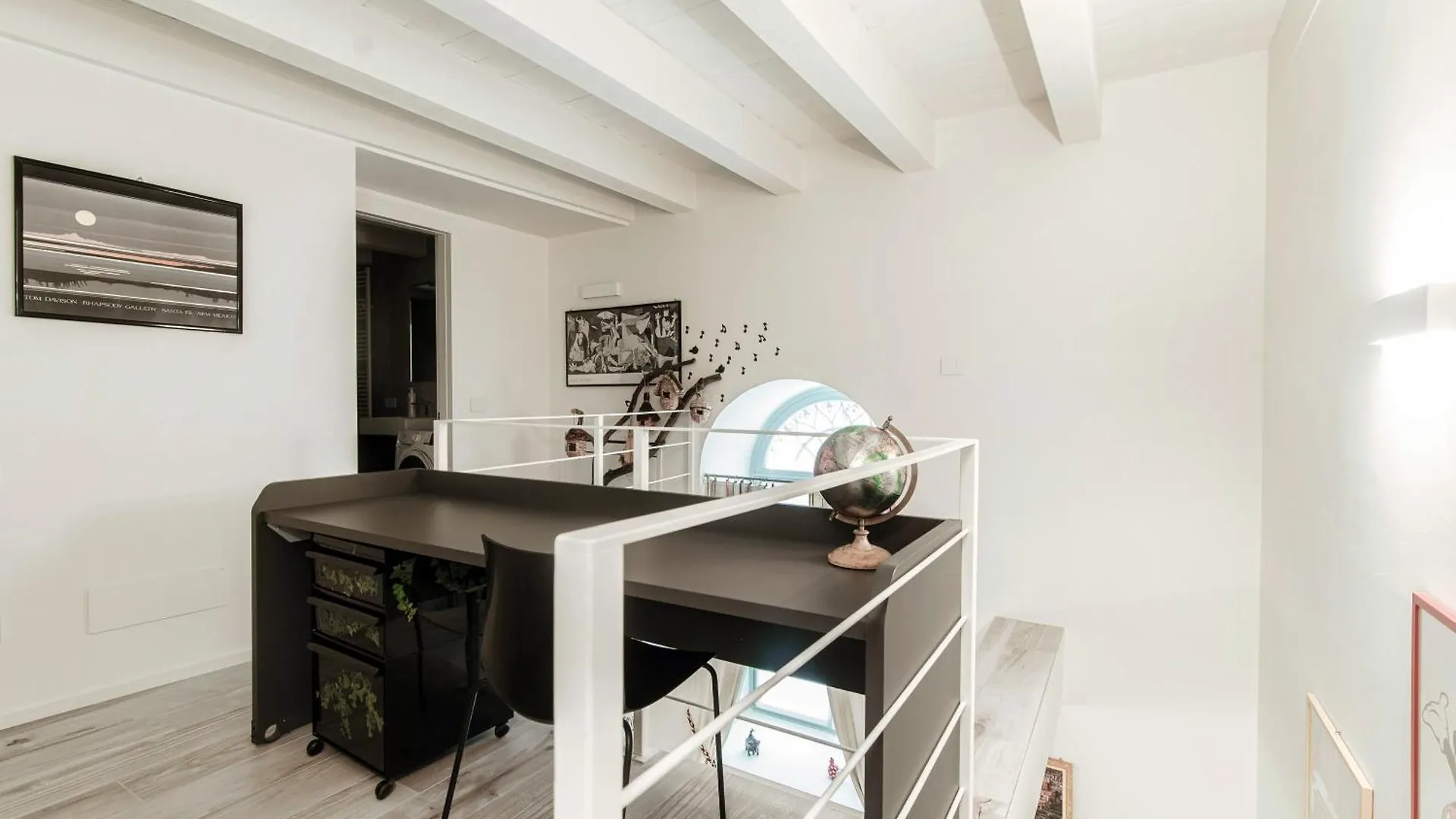 Palazzo Diaz Suites - By MyhomeinCôme 0*,  Italia