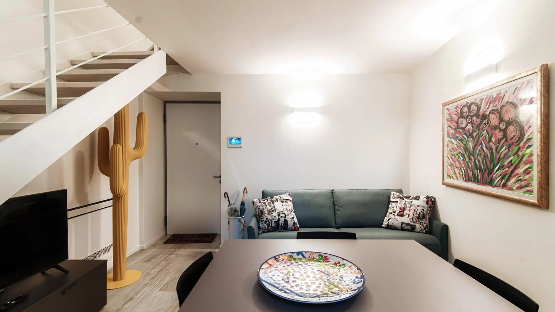 Appartamento Palazzo Diaz Suites - By MyhomeinCôme