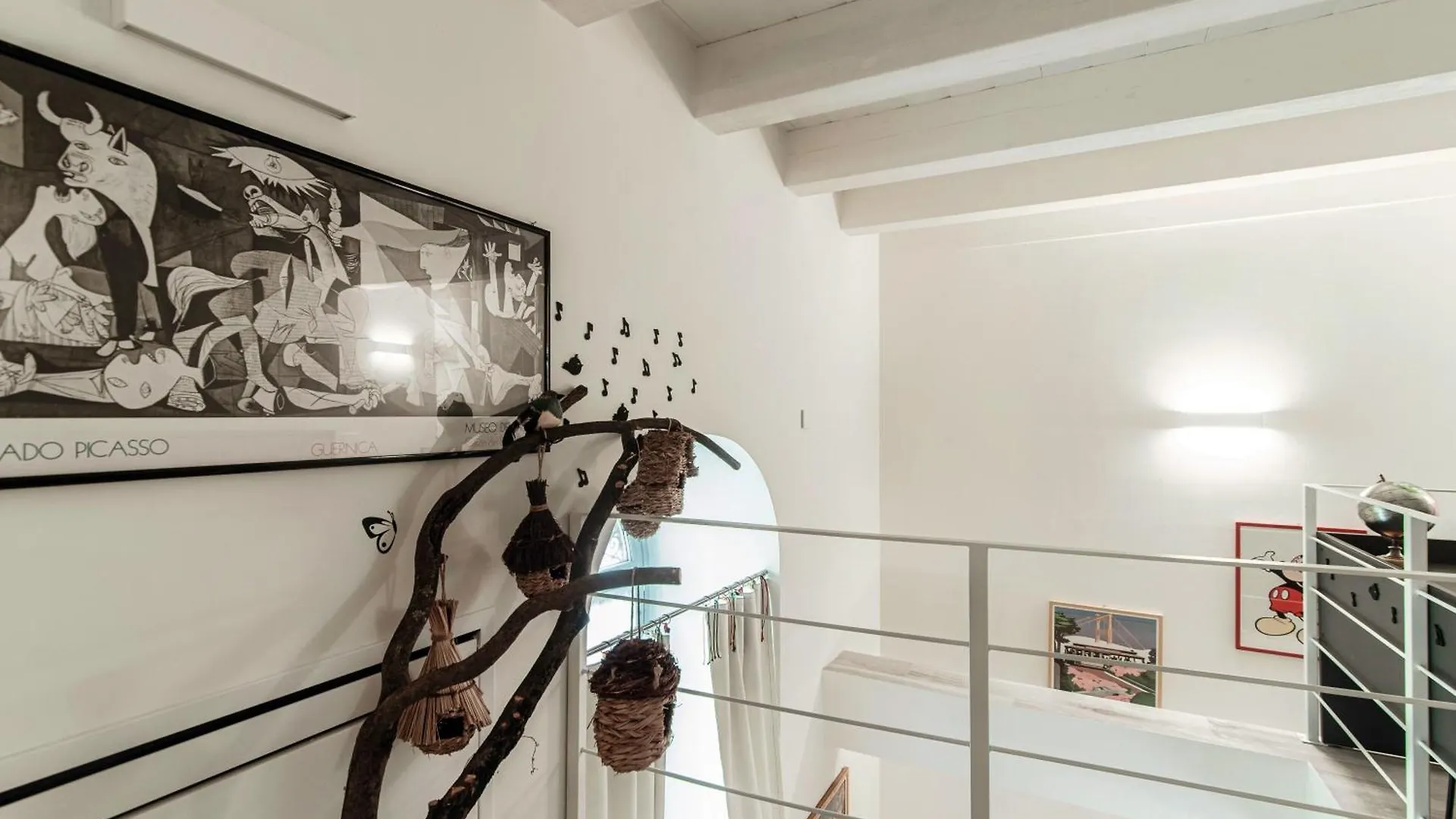 Palazzo Diaz Suites - By MyhomeinCôme 0*,  Italia