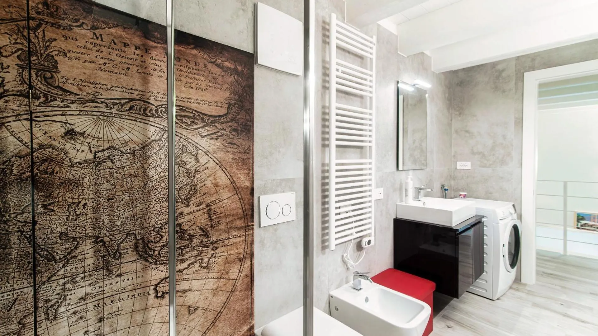 Palazzo Diaz Suites - By MyhomeinCôme 0*,  Italia